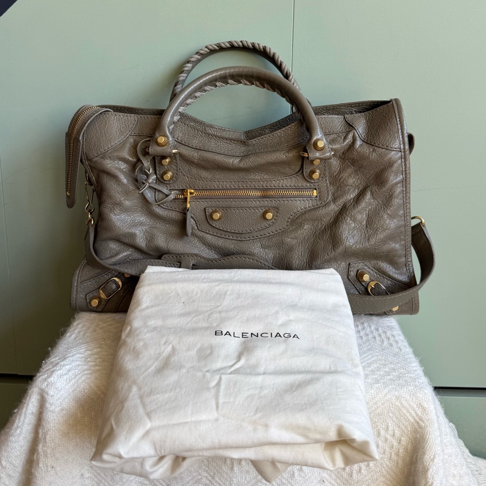 Balenciaga Giant 12 City Bag, Beige Liege Lambskin w/ Gold Hardware, EUC - Picture 1 of 16